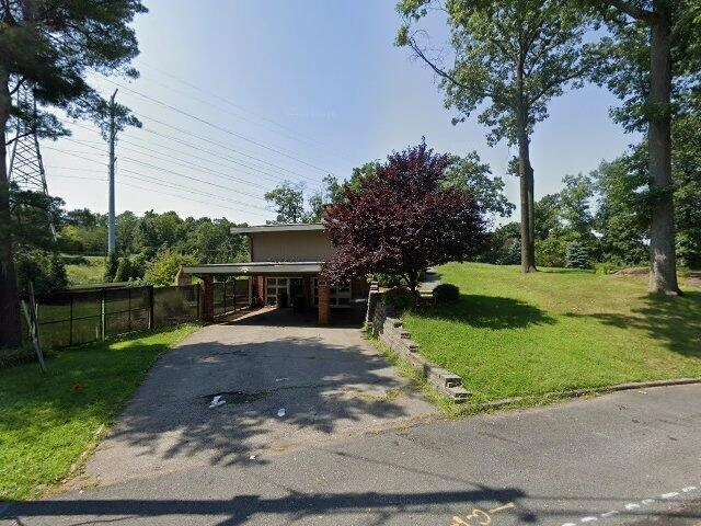 House image located at Little Falls, NJ 07424