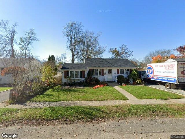 House image located at Bay Shore, NY 11706