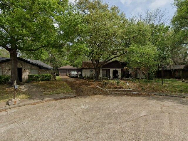 House image located at Houston, TX 77015