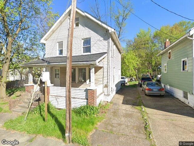 House image located at Akron, OH 44310