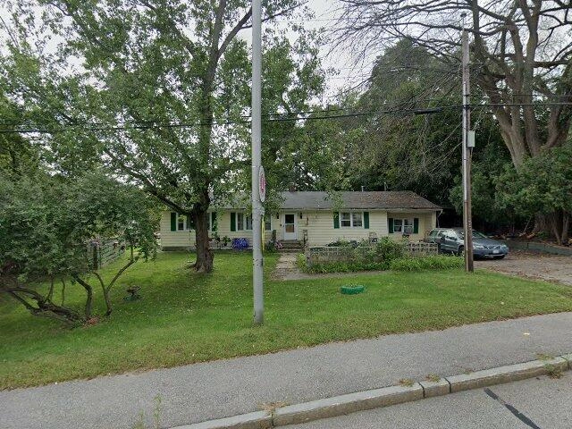 House image located at Manchester, NH 03102