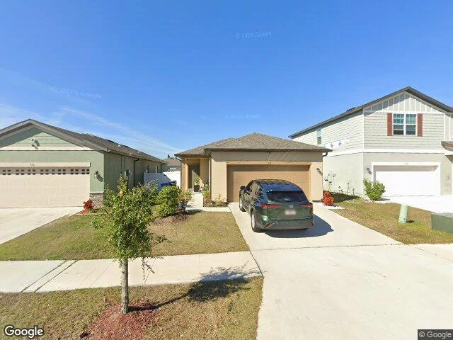House image located at Ruskin, FL 33570