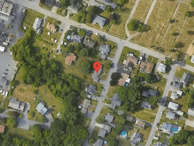 House image located at Somerset, MA 02726