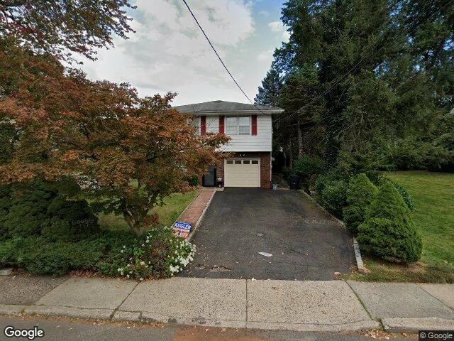 House image located at New Milford, NJ 07646