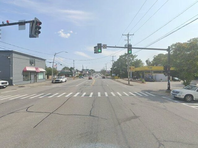 House image located at Trenton, MI 48183