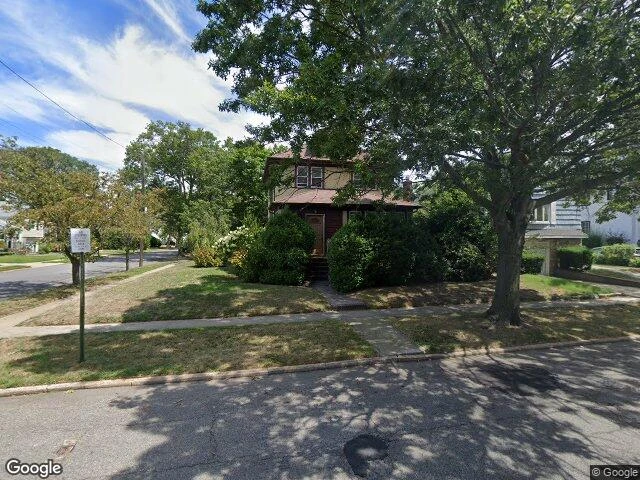 House image located at Cedarhurst, NY 11516