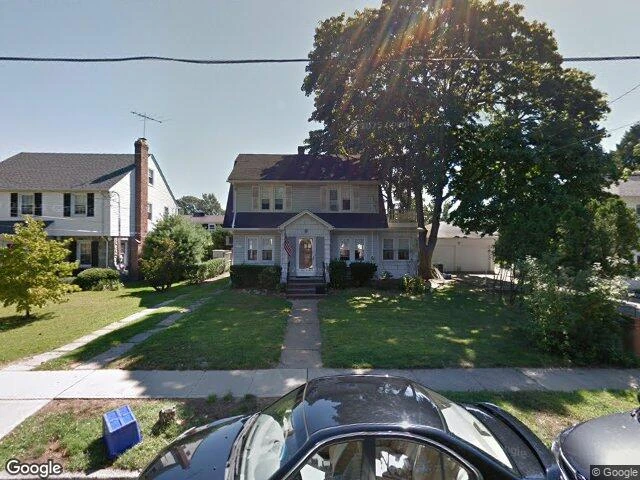 House image located at Oceanside, NY 11572