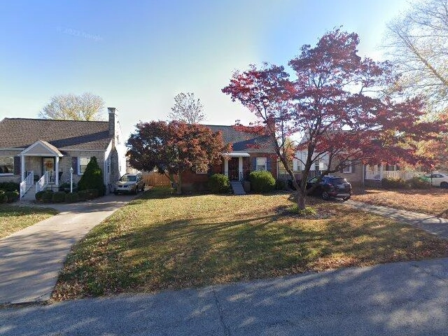House image located at Louisville, KY 40213
