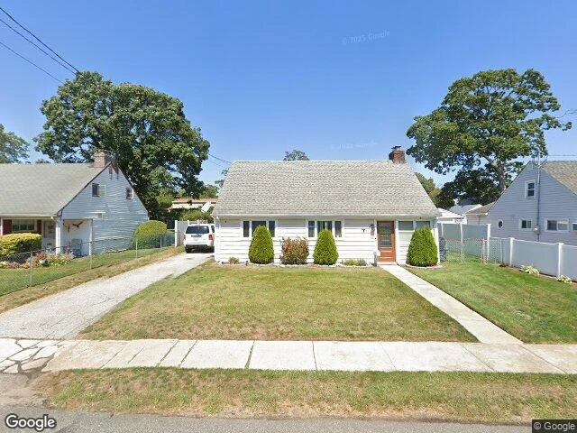 House image located at Copiague, NY 11726