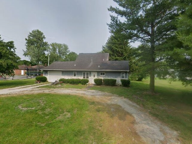 House image located at Gridley, IL 61744