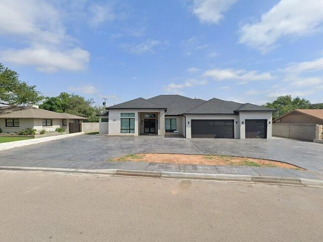 House image located at Woodridge, IL 60517