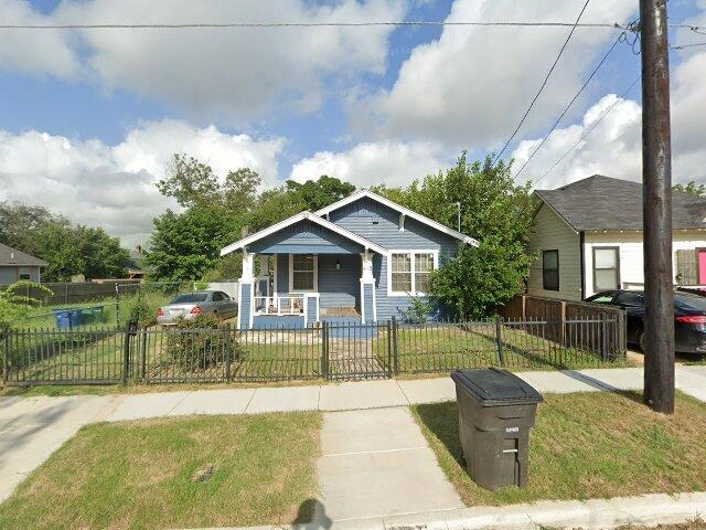 House image located at San Antonio, TX 78203