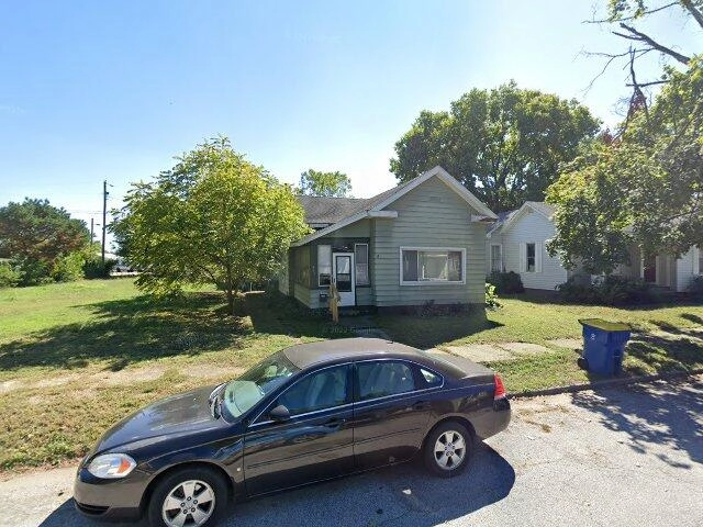 House image located at Vincennes, IN 47591