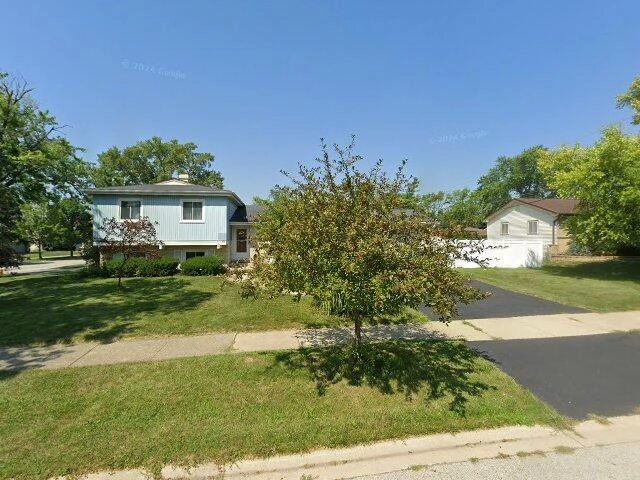 House image located at Addison, IL 60101