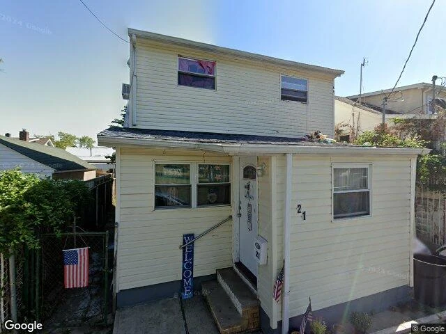 House image located at Staten Island, NY 10305