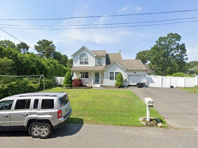 House image located at Shirley, NY 11967