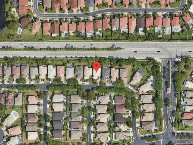 House image located at Hollywood, FL 33027