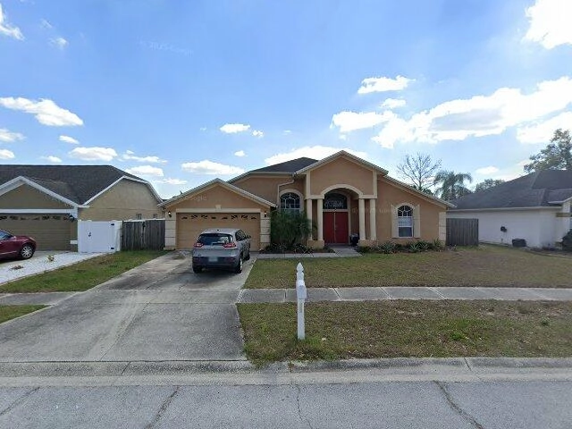 House image located at Valrico, FL 33596