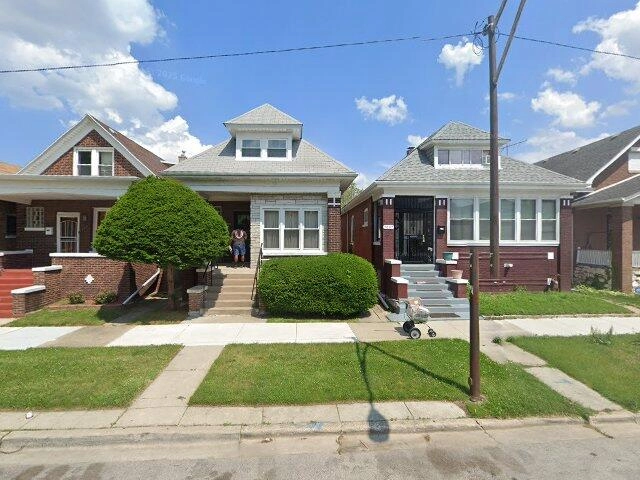 House image located at Chicago, IL 60619
