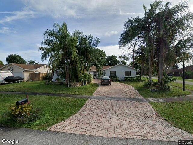 House image located at West Palm Beach, FL 33413