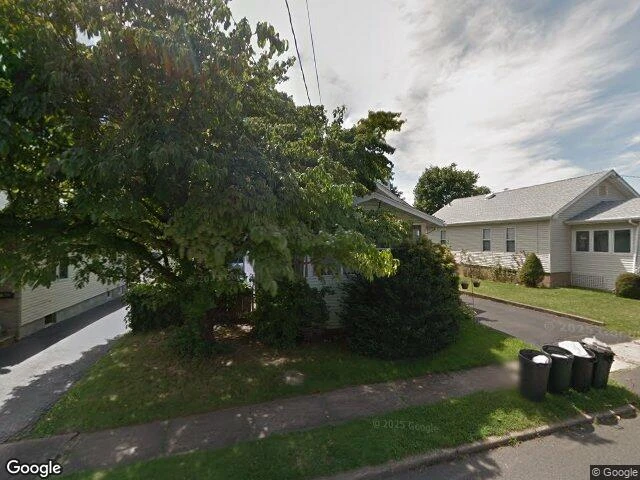 House image located at Hawthorne, NJ 07506