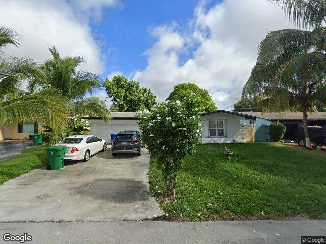 House image located at Hollywood, FL 33023