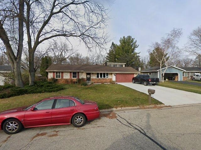 House image located at Beloit, WI 53511