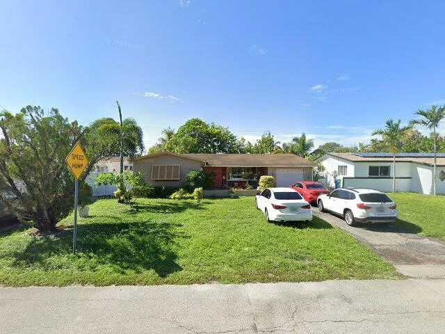 House image located at Hollywood, FL 33023