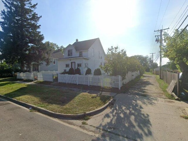 House image located at North Chicago, IL 60064