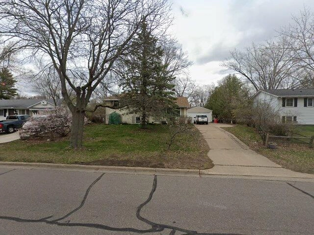 House image located at Minneapolis, MN 55433