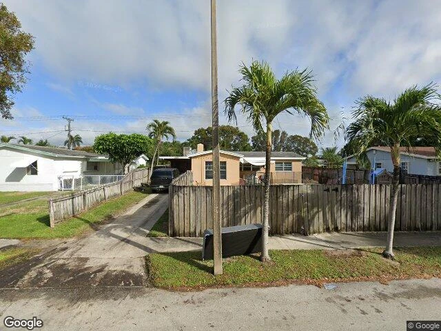 House image located at West Palm Beach, FL 33405