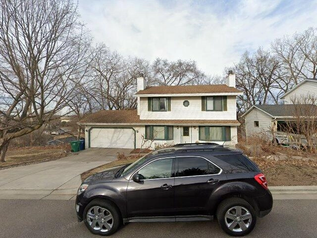 House image located at Minneapolis, MN 55427