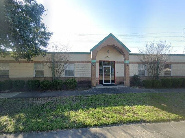 House image located at League City, TX 77573