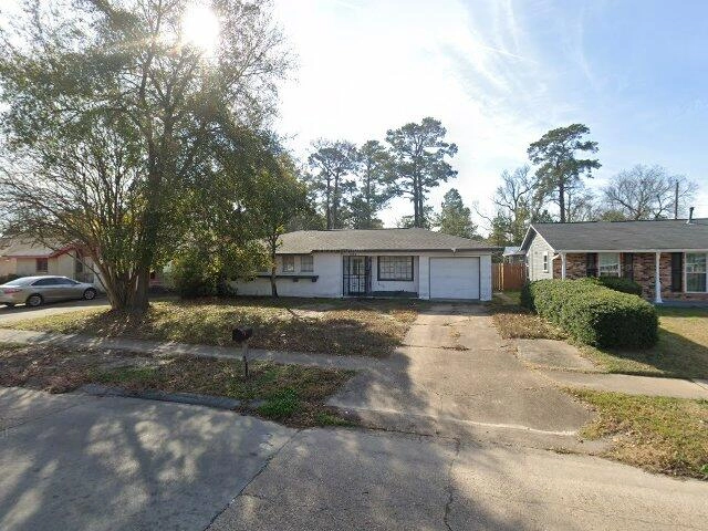 House image located at Houston, TX 77016