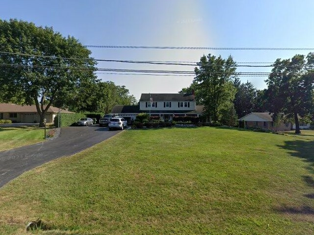 House image located at Gurnee, IL 60031
