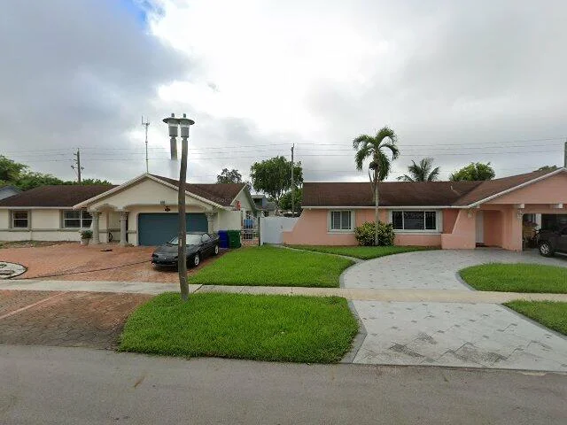 House image located at Hollywood, FL 33023