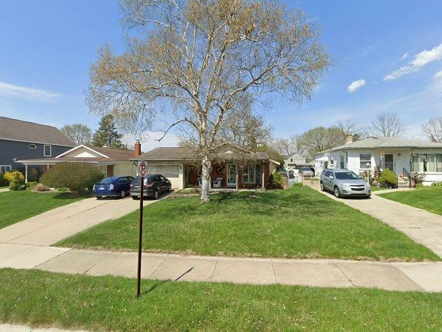 House image located at Clawson, MI 48017