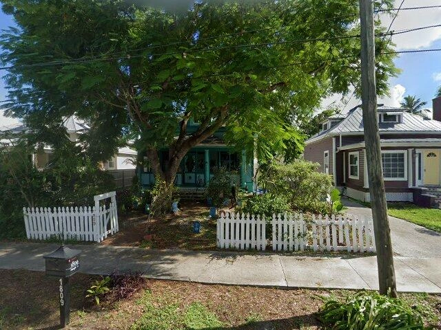 House image located at Fort Myers, FL 33901