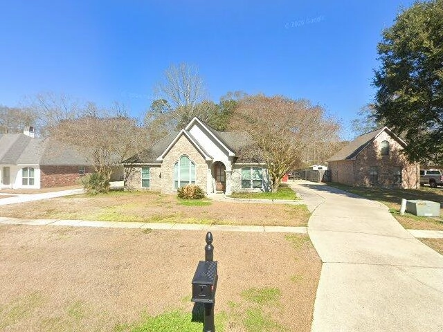 House image located at Denham Springs, LA 70726