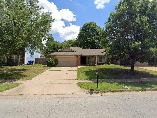 House image located at Broken Arrow, OK 74012