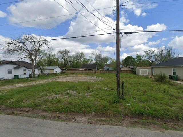 House image located at Houston, TX 77021
