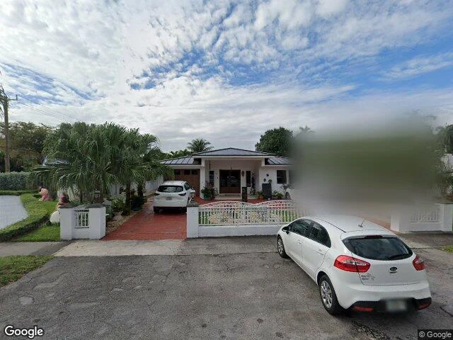 House image located at Miami, FL 33166