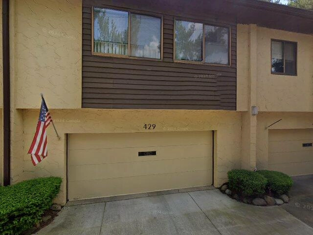 House image located at Akron, OH 44313