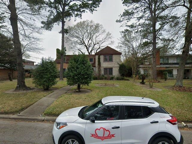 House image located at Houston, TX 77021