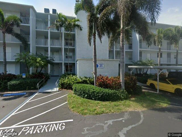 House image located at Boynton Beach, FL 33435