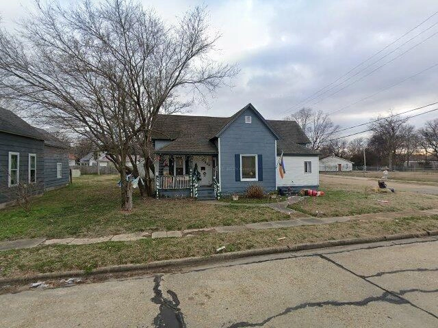 House image located at Sikeston, MO 63801