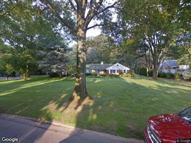 House image located at Old Westbury, NY 11568