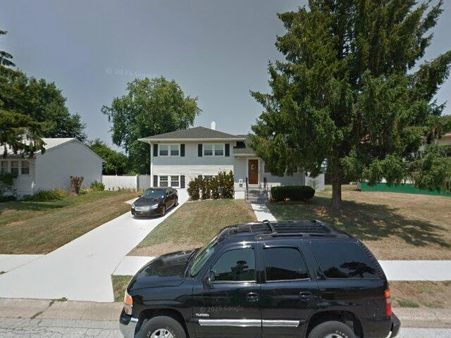 House image located at New Castle, DE 19720