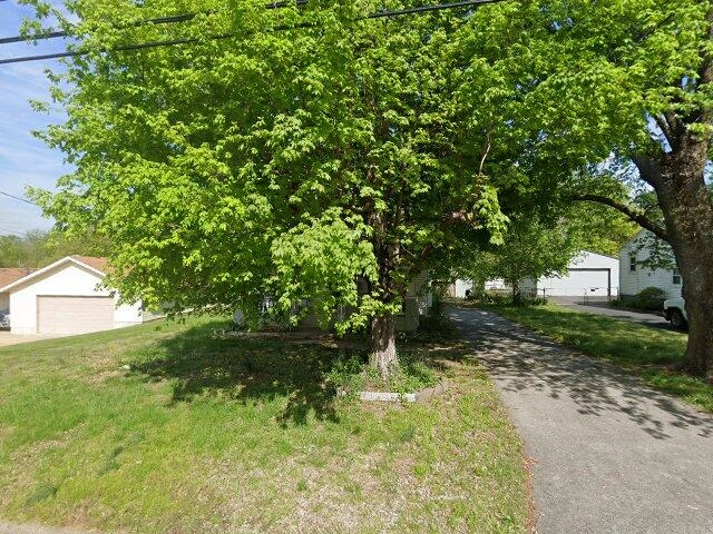 House image located at Springfield, MO 65803