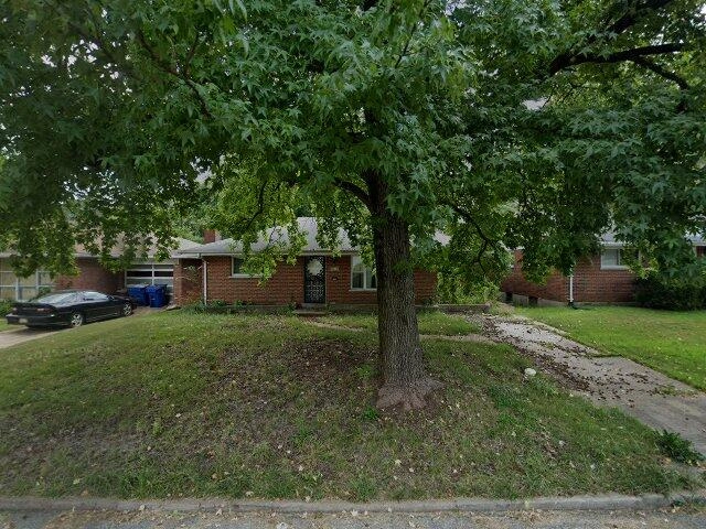 House image located at Saint Louis, MO 63121